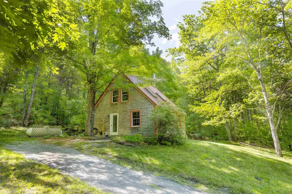 318 Loveland Hill Road Hartford VT 05001