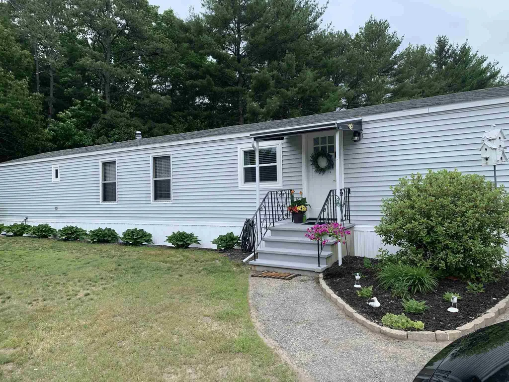 130 Daffodil Hill Lane Rochester NH 03868