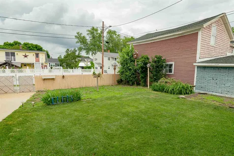 23 Quirin Street Manchester NH 03102