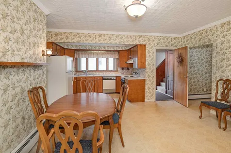 23 Quirin Street Manchester NH 03102