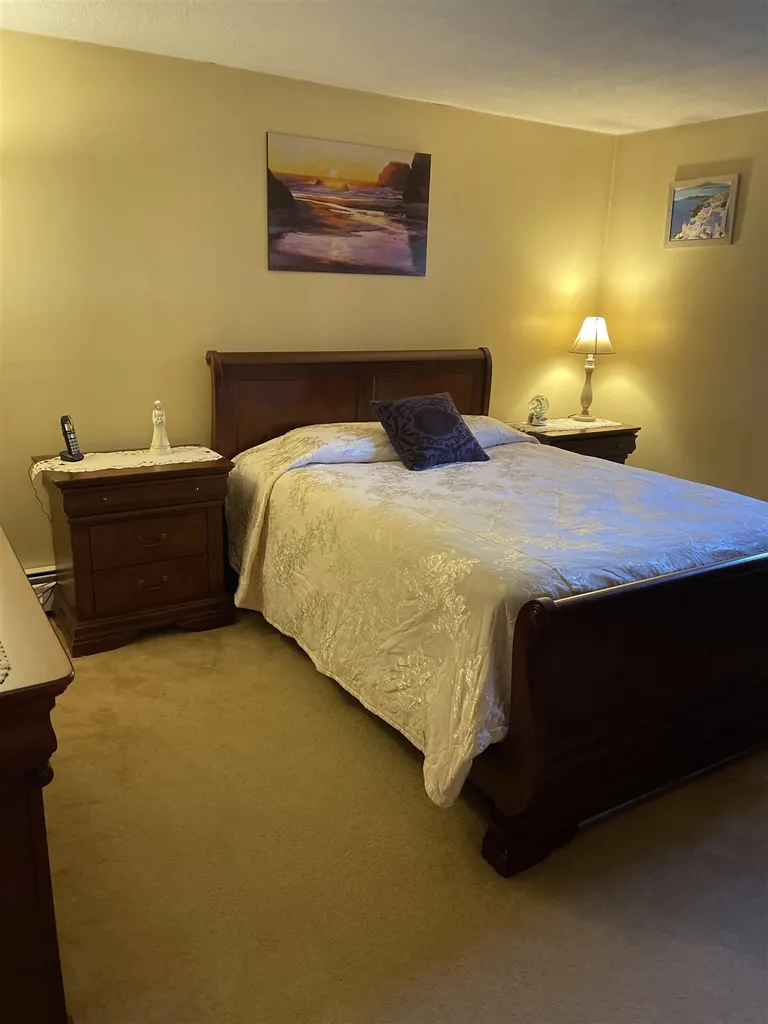 33 Brady Avenue Derry NH 03038