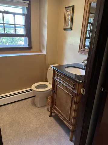 33 Brady Avenue Derry NH 03038