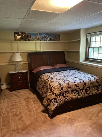 33 Brady Avenue Derry NH 03038