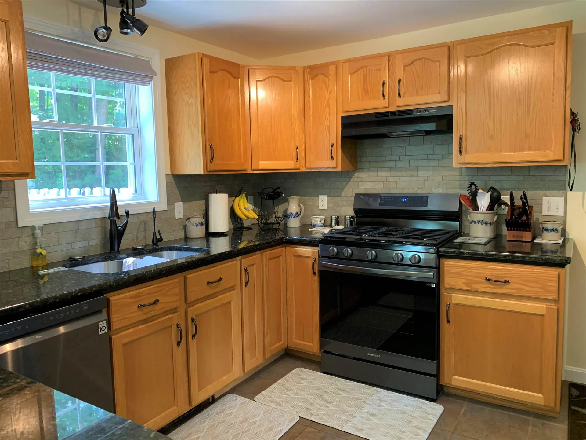 65 Wethersfield Drive Northfield NH 03276