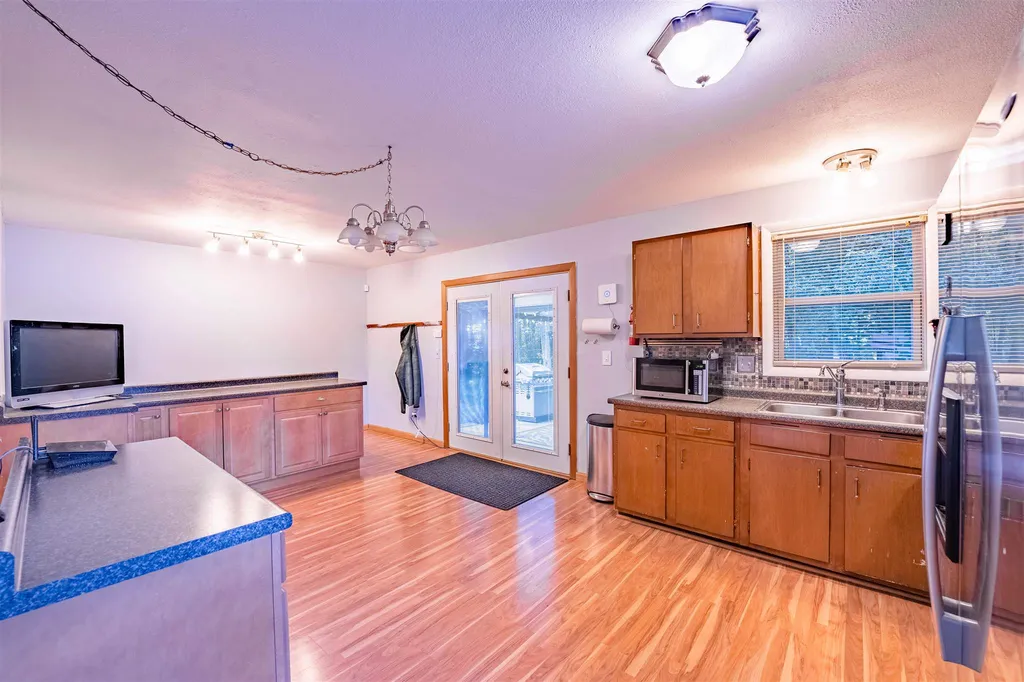 128 Sandra Circle Burlington VT 05408