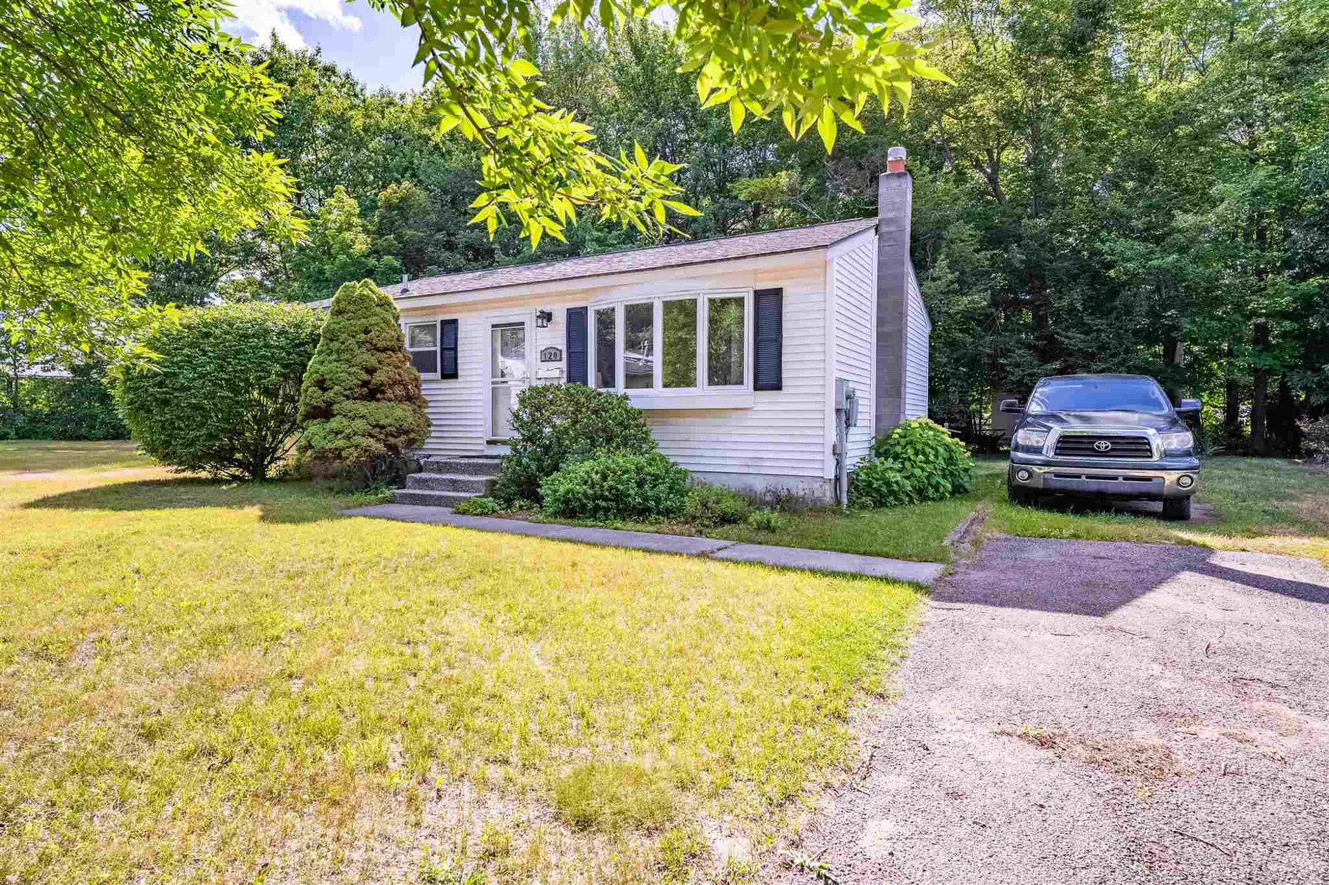 128 Sandra Circle Burlington VT 05408