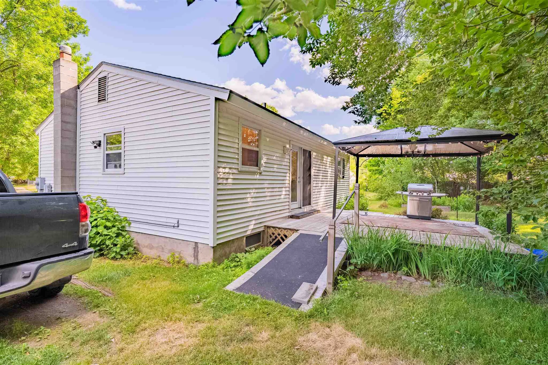 128 Sandra Circle Burlington VT 05408