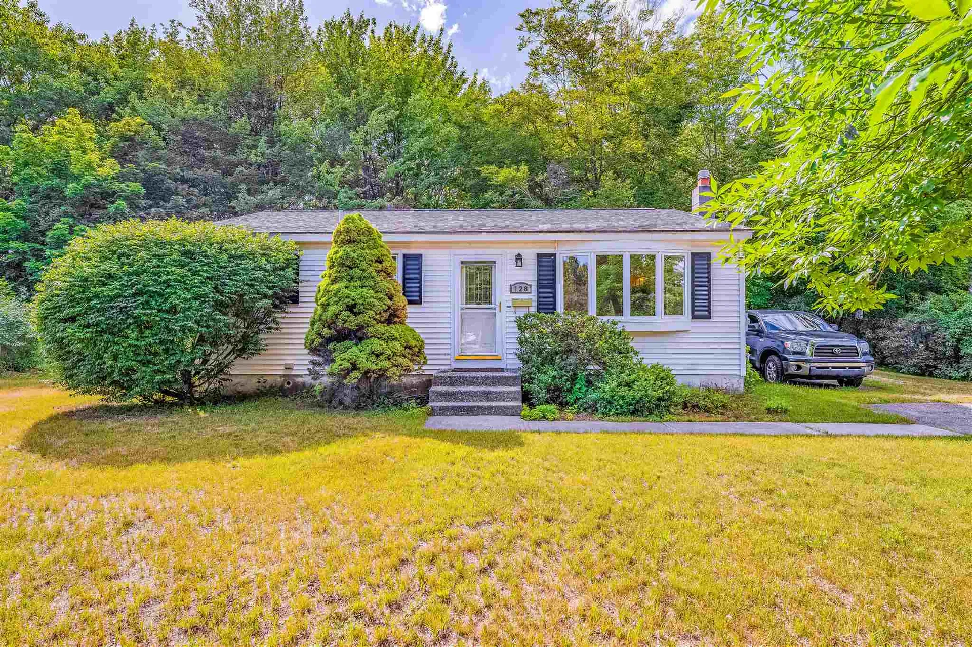 128 Sandra Circle Burlington VT 05408