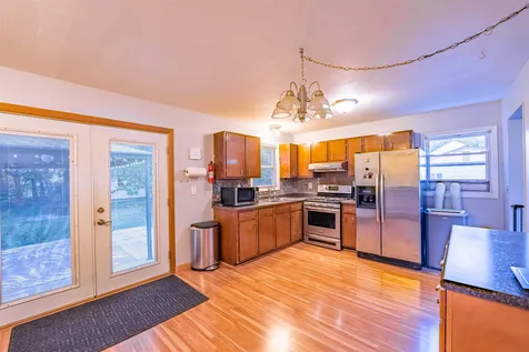 128 Sandra Circle Burlington VT 05408