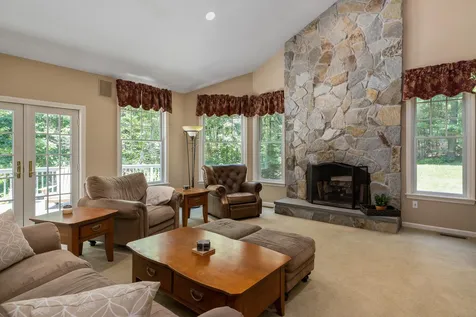 3 Fox Hill Road Durham NH 03824