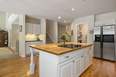 3 Fox Hill Road Durham NH 03824