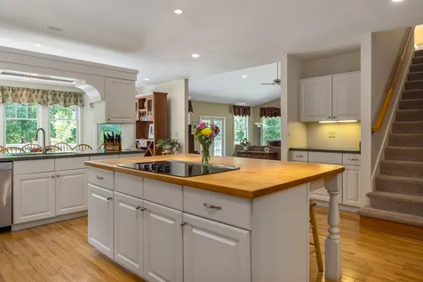 3 Fox Hill Road Durham NH 03824