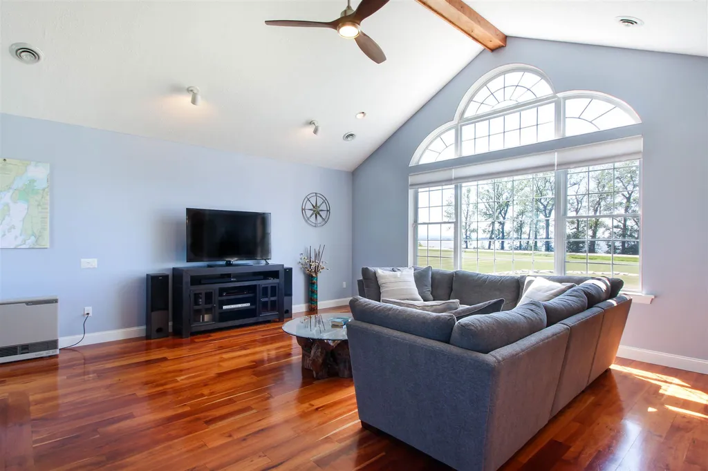 1181 West Shore Road Alburgh VT 05440