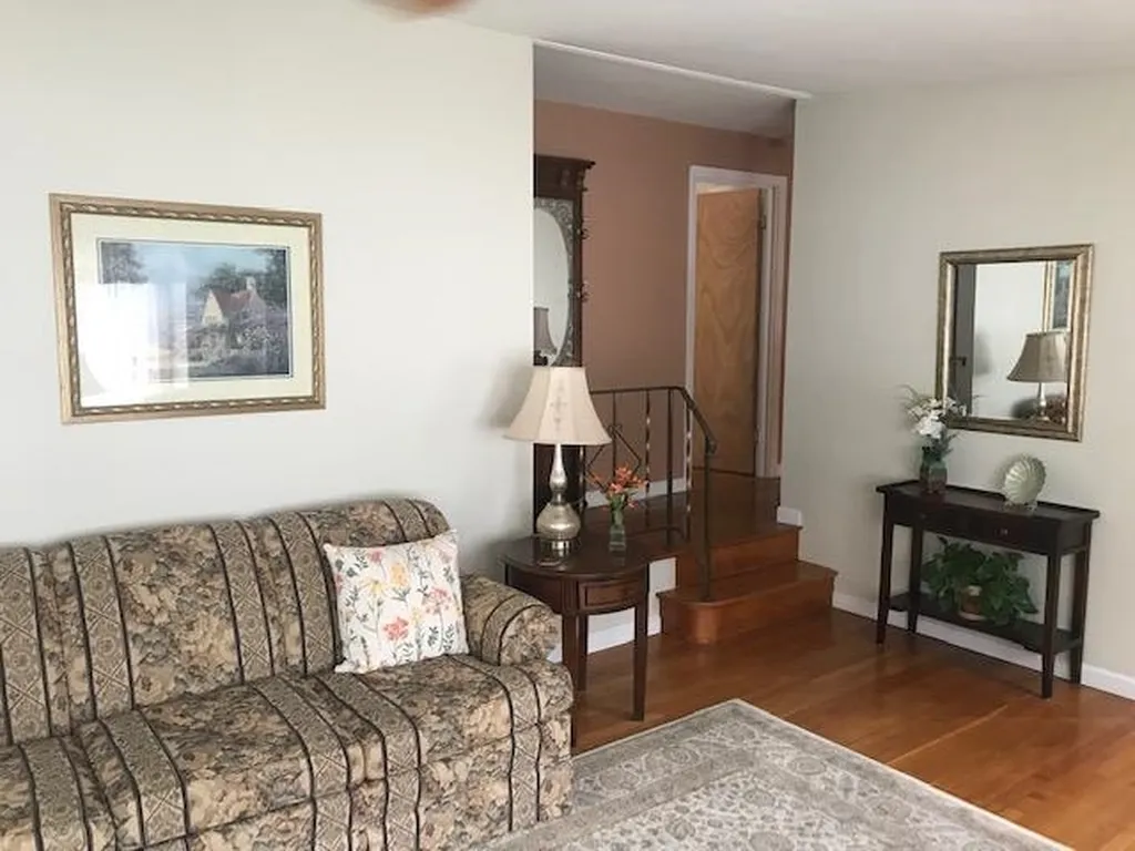 476 Ocean Road Portsmouth NH 03801