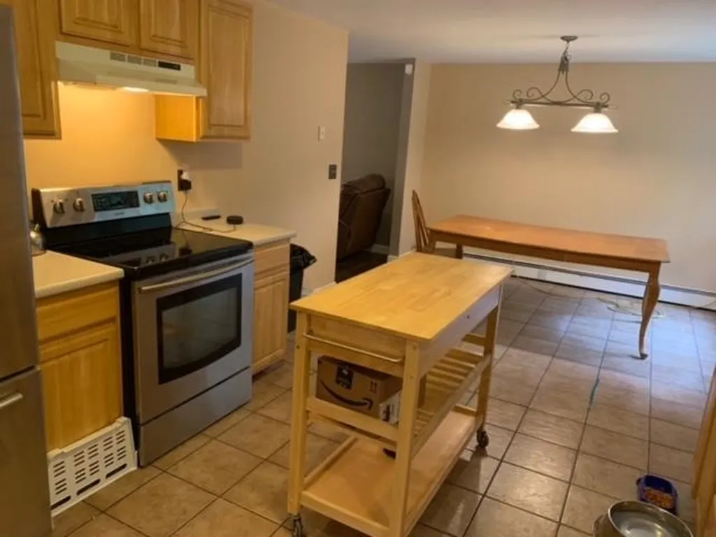 6 Bobolink Lane Hillsborough NH 03244