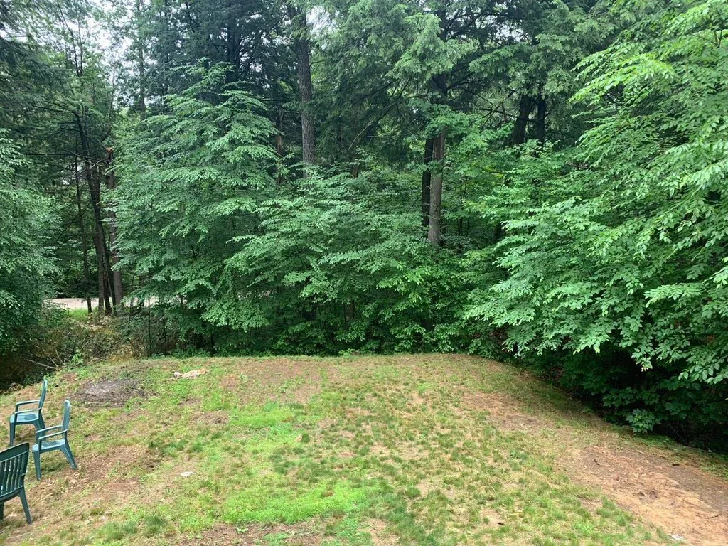 6 Bobolink Lane Hillsborough NH 03244