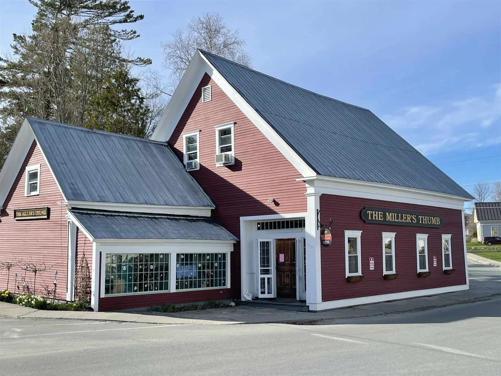 14 Breezy Avenue Greensboro VT 05841