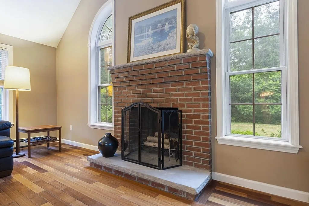 189 Odell Road Sandown NH 03873