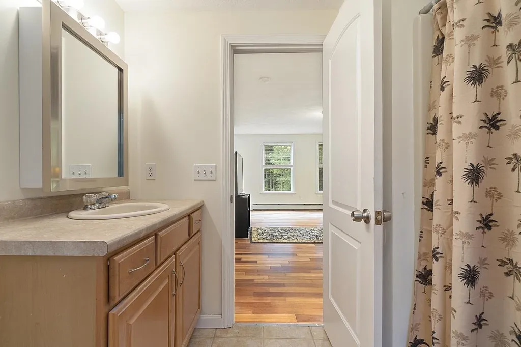 189 Odell Road Sandown NH 03873