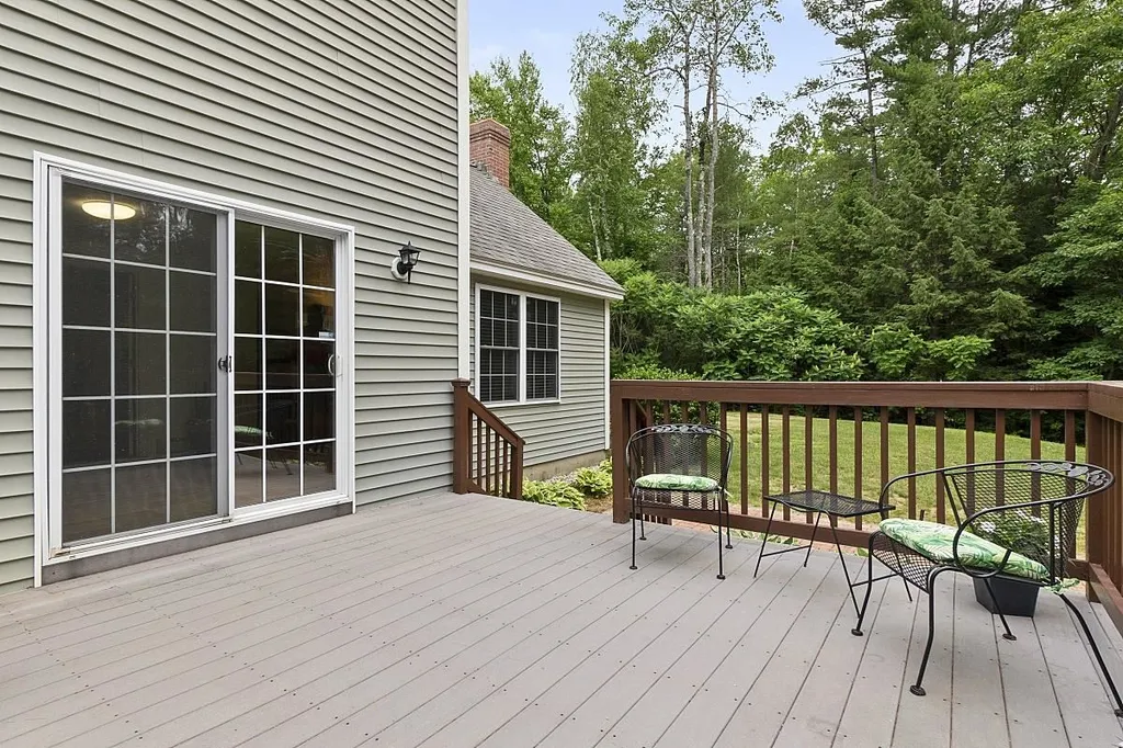 189 Odell Road Sandown NH 03873