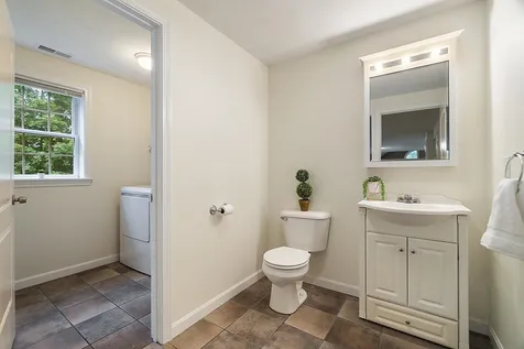 189 Odell Road Sandown NH 03873