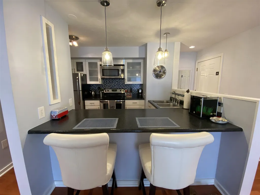 30 Wolf Road Lebanon NH 03766
