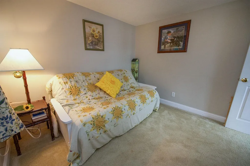 40 North Shore Road Sandown NH 03873