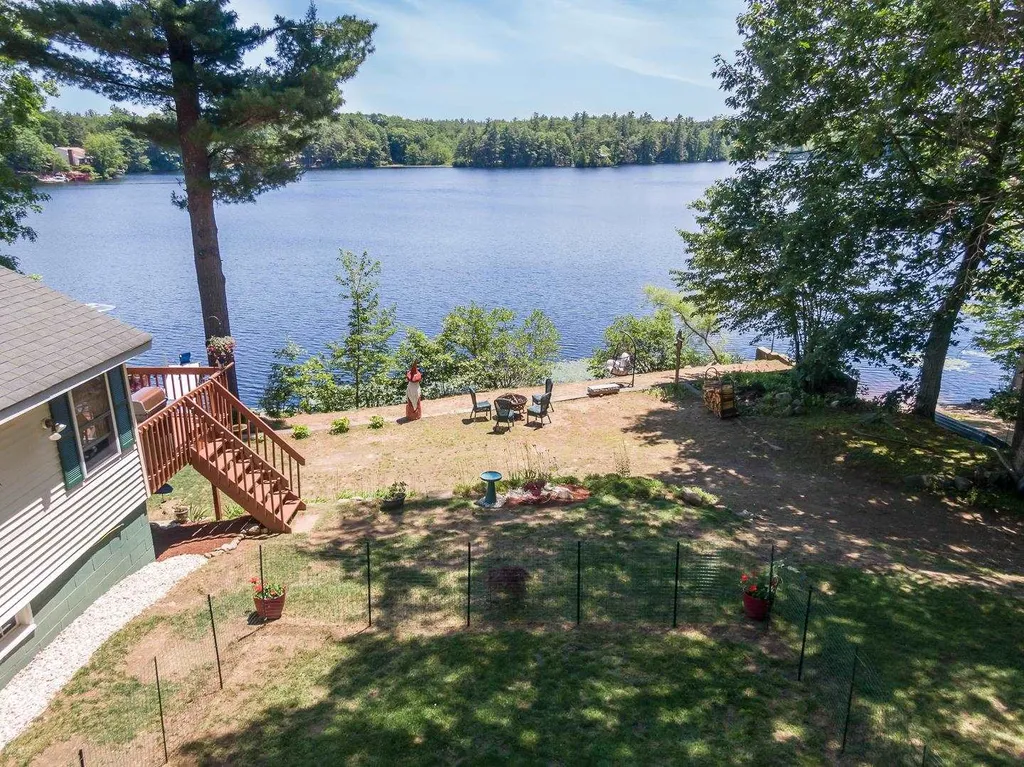 40 North Shore Road Sandown NH 03873