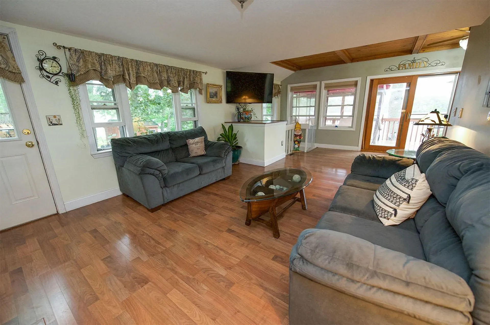 40 North Shore Road Sandown NH 03873