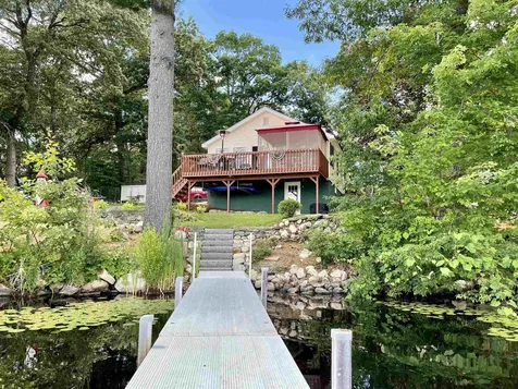 40 North Shore Road Sandown NH 03873