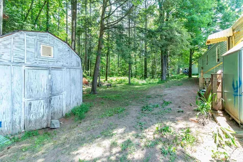 15 Yellowstone Lane Rochester NH 03867