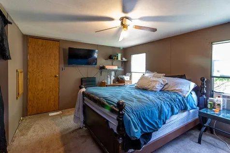 15 Yellowstone Lane Rochester NH 03867