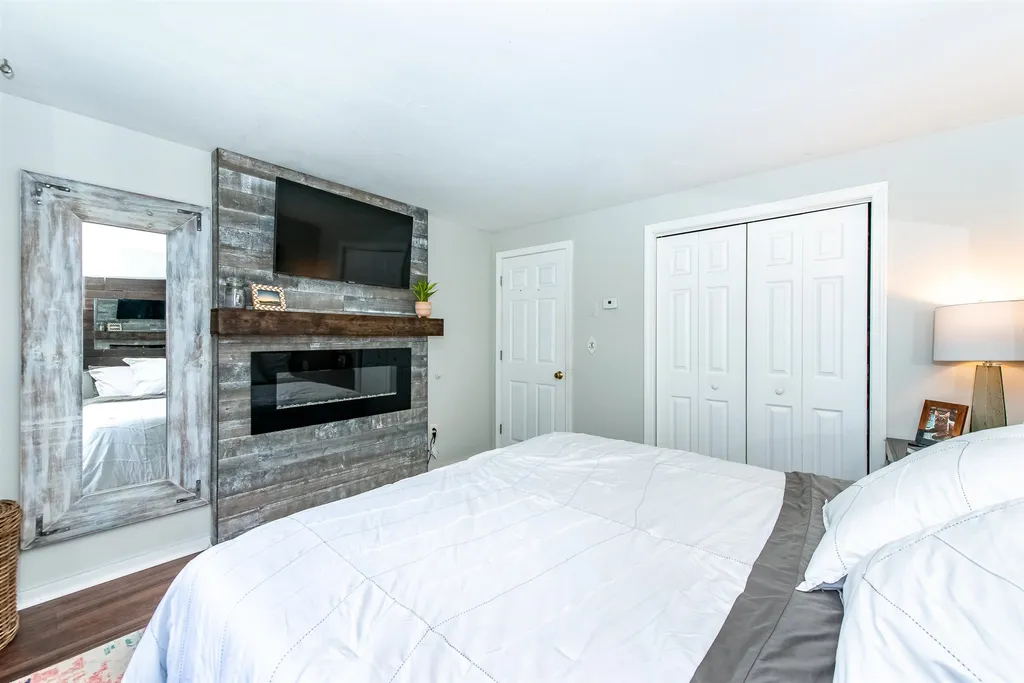 11 Woods Drive Newmarket NH 03857