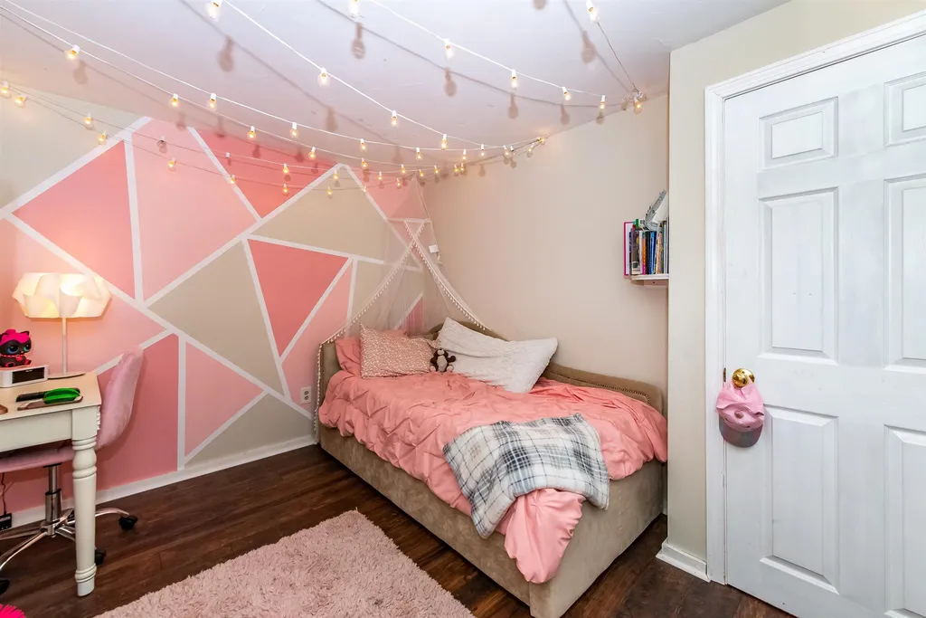 11 Woods Drive Newmarket NH 03857