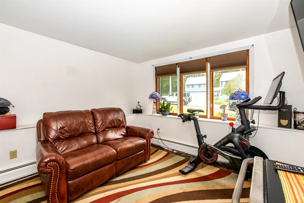 11 Woods Drive Newmarket NH 03857