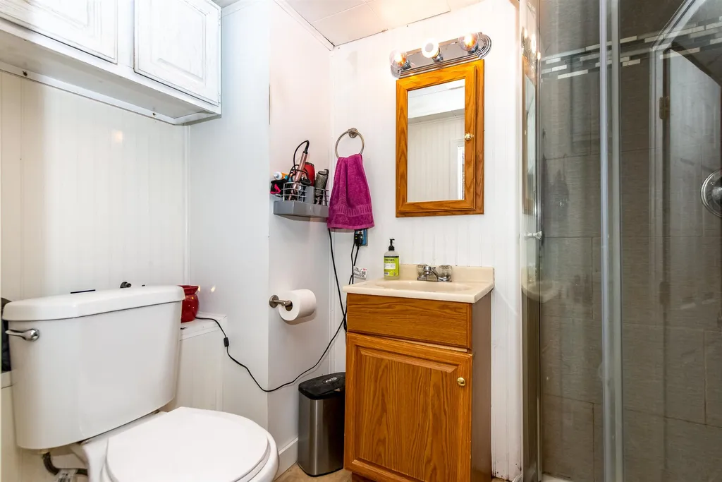 11 Woods Drive Newmarket NH 03857