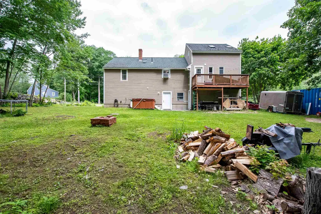 11 Woods Drive Newmarket NH 03857