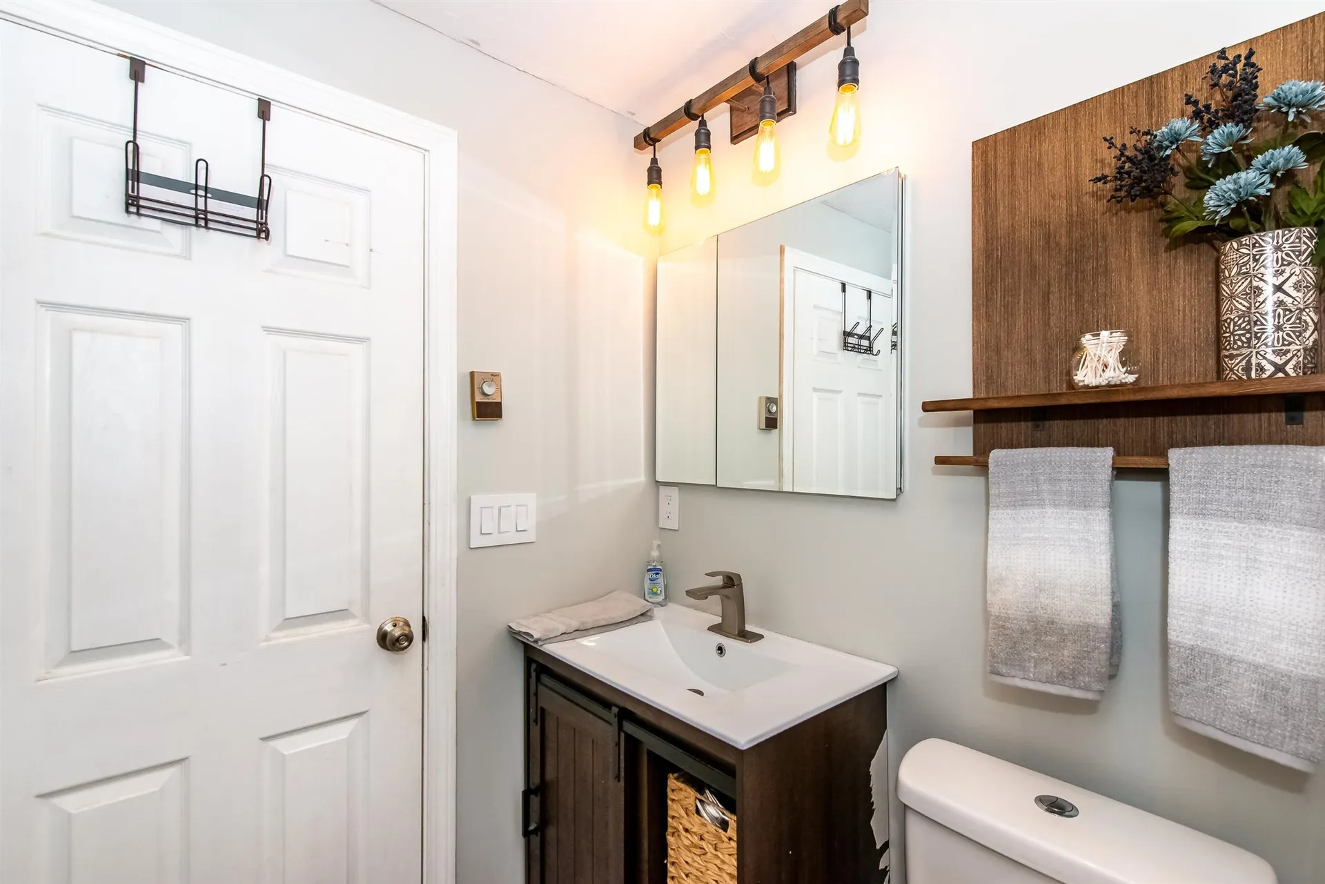 11 Woods Drive Newmarket NH 03857