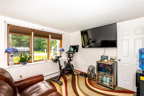 11 Woods Drive Newmarket NH 03857