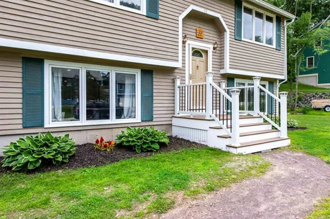 11 Woods Drive Newmarket NH 03857