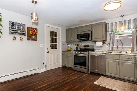11 Woods Drive Newmarket NH 03857