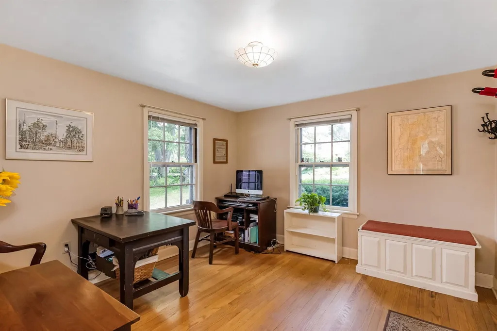 37 Colonial Square Burlington VT 05401