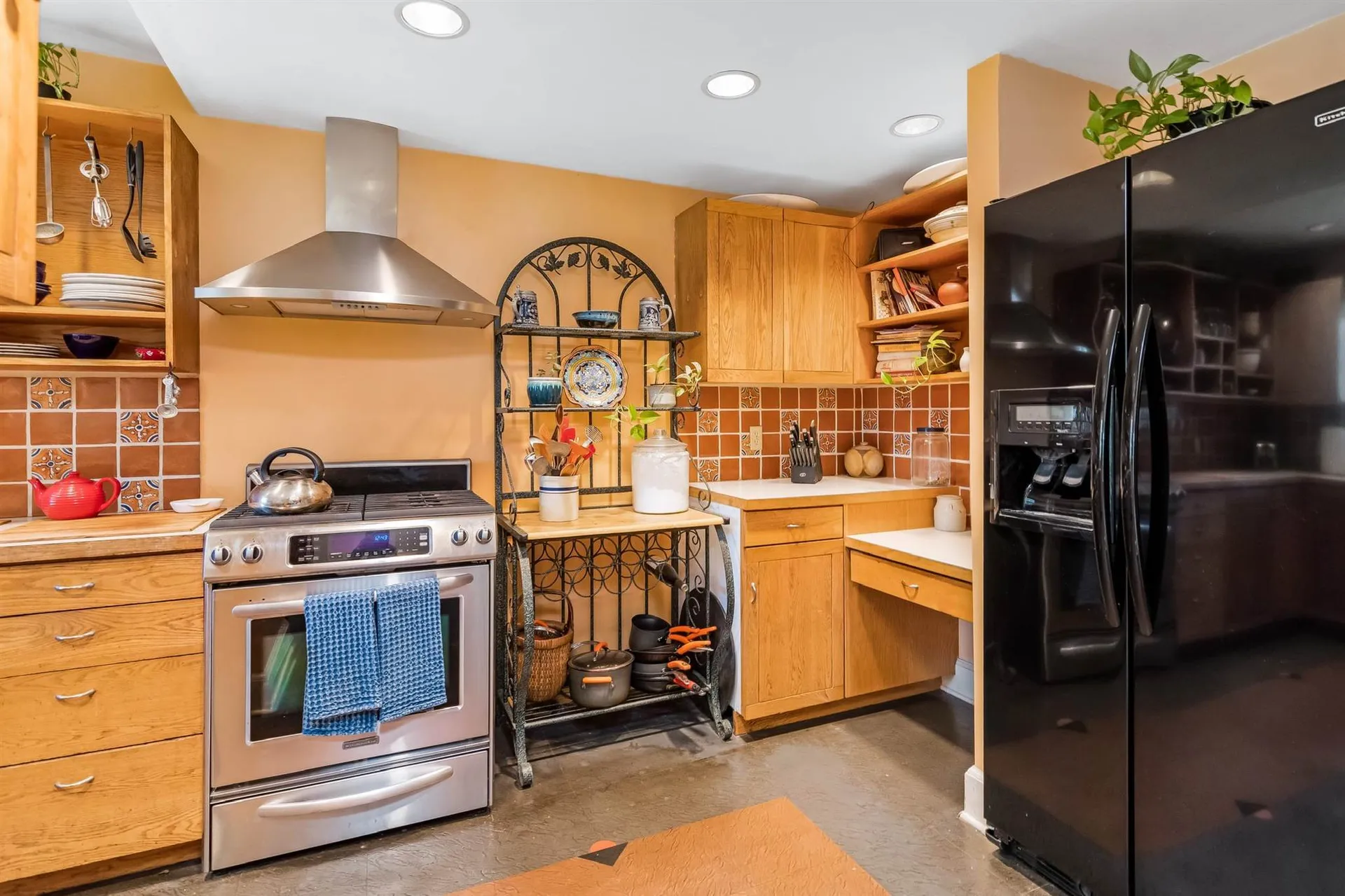 37 Colonial Square Burlington VT 05401