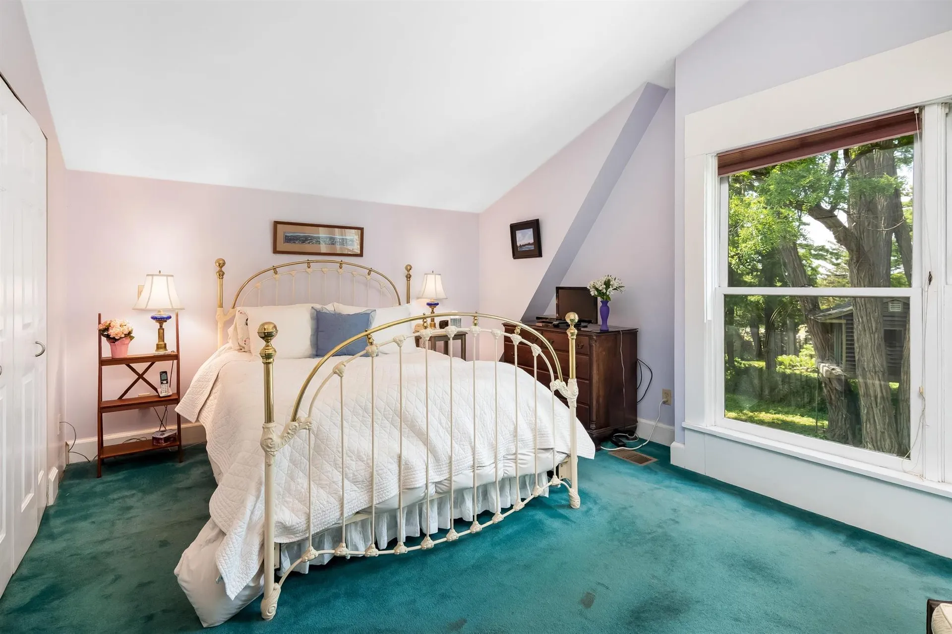 37 Colonial Square Burlington VT 05401