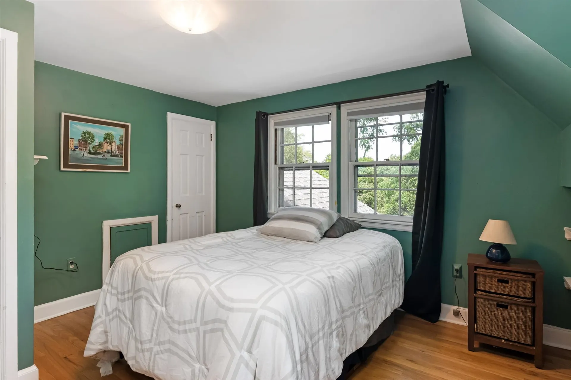 37 Colonial Square Burlington VT 05401