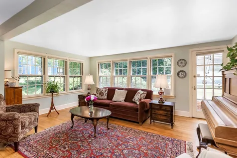 37 Colonial Square Burlington VT 05401