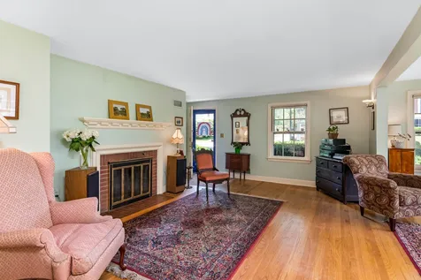 37 Colonial Square Burlington VT 05401