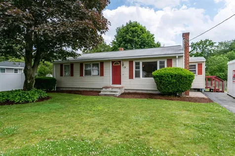 19 Bloomingdale Drive Nashua NH 03064