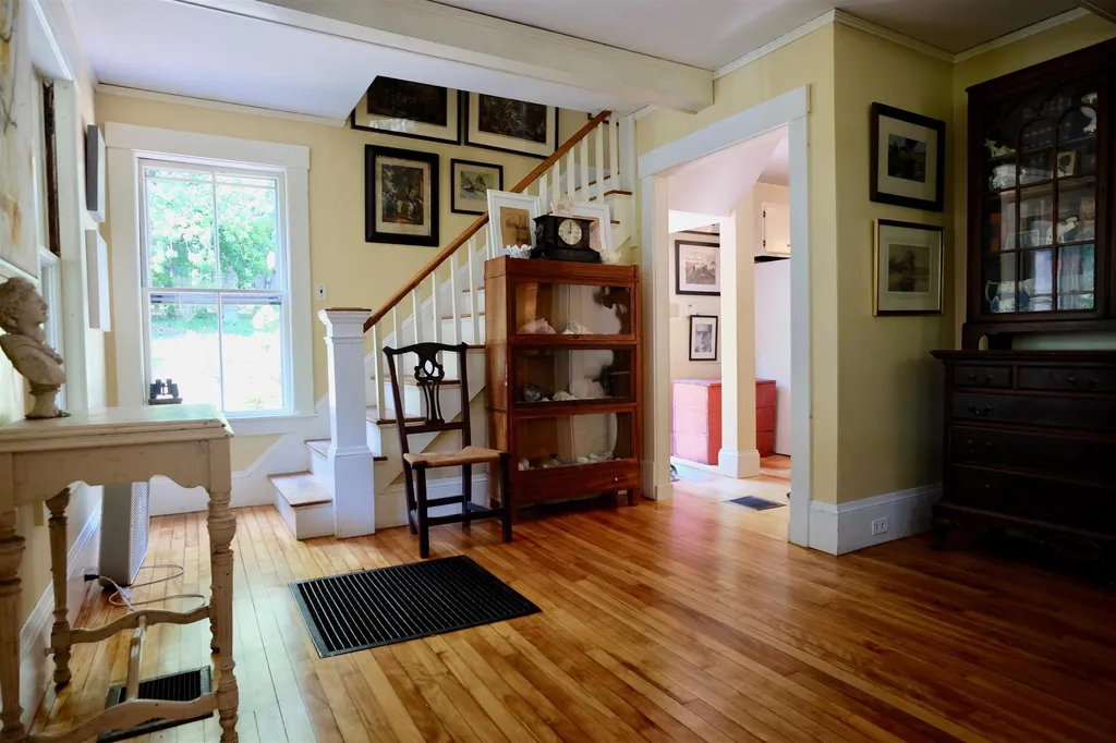 6 Kent Street Concord NH 03301