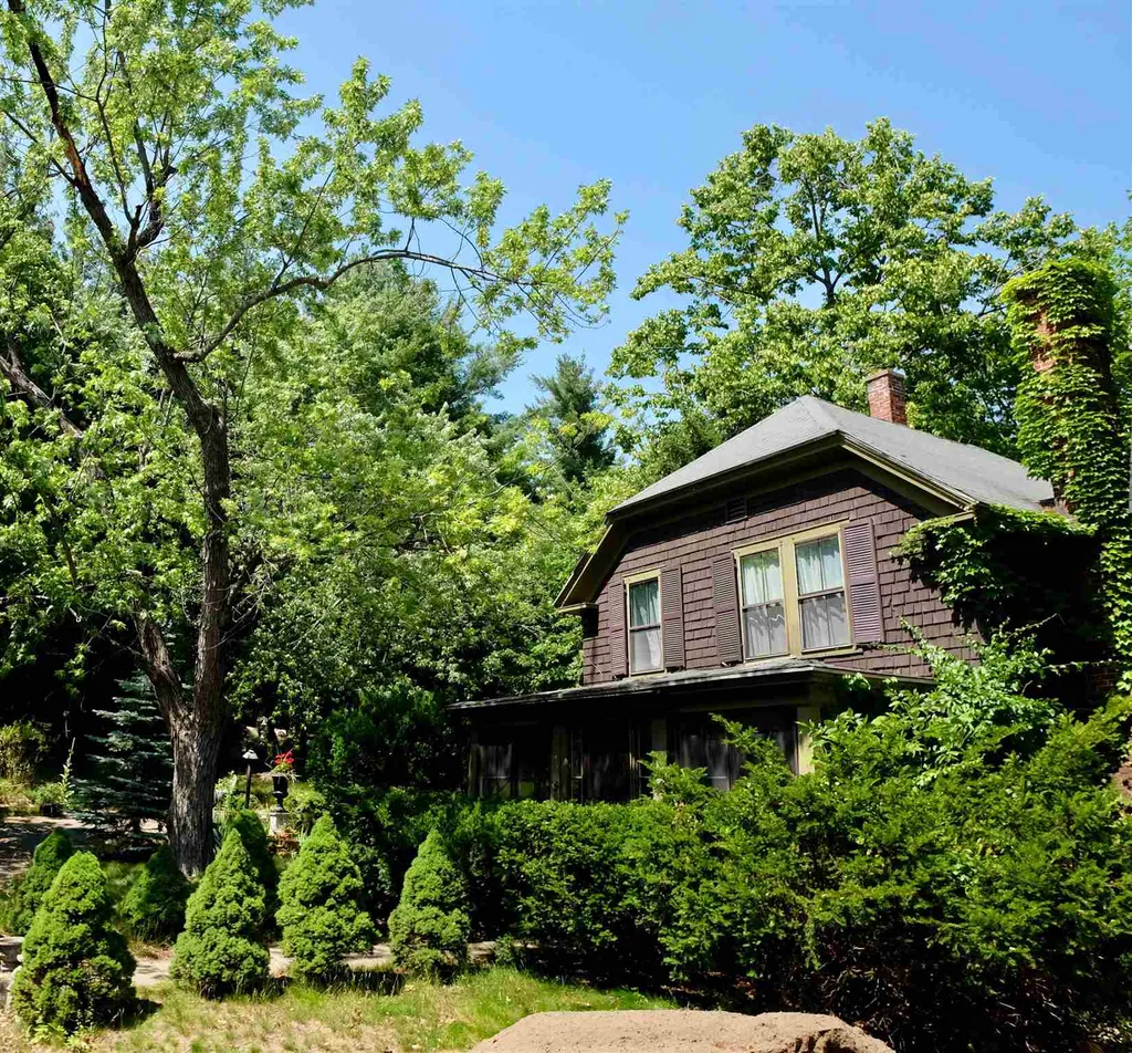 6 Kent Street Concord NH 03301